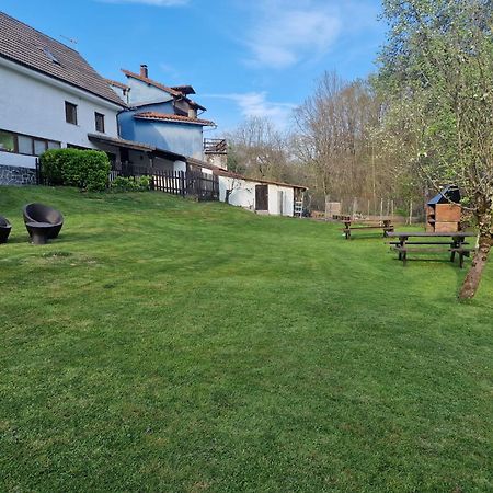 Alojamiento Con Jardin Y Barbacoa Кангас-де-Оніс Екстер'єр фото